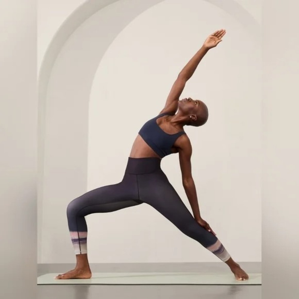 Athleta Elation‎ Ultra High Rise 7/8 Tight Legging Gray Pink Abstract XS NWT B8